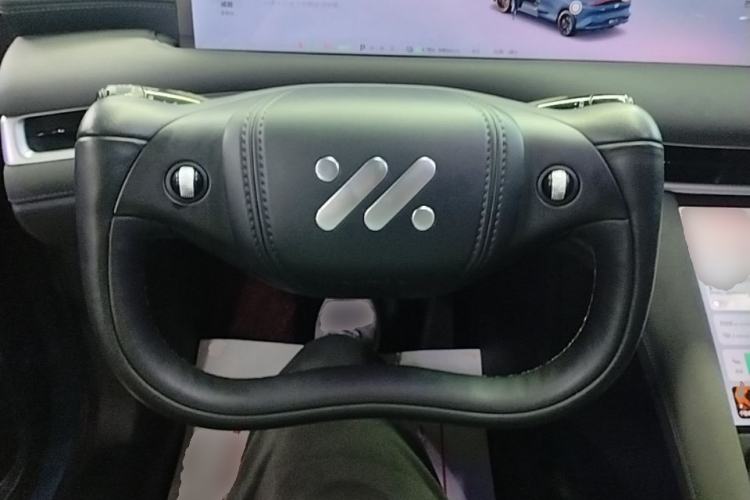 Used IM LS6 2025 Ultra-Powerful Lingxi Intelligent Enjoyment Edition Steering Wheel