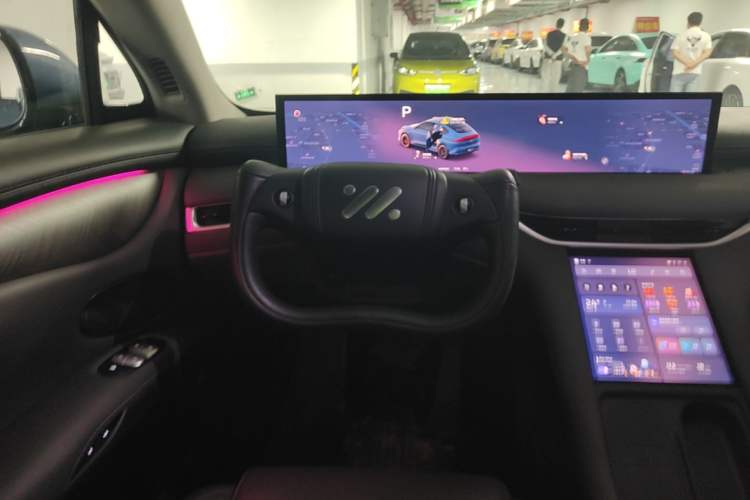 Used IM LS6 2025 Lingxi Intelligent Driving Edition Steering Wheel