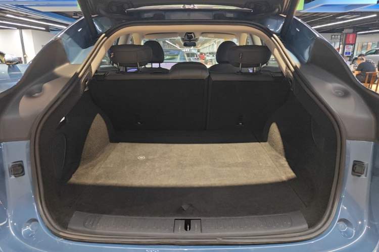 Used IM LS6 2025 Lingxi Intelligent Driving Edition Trunk