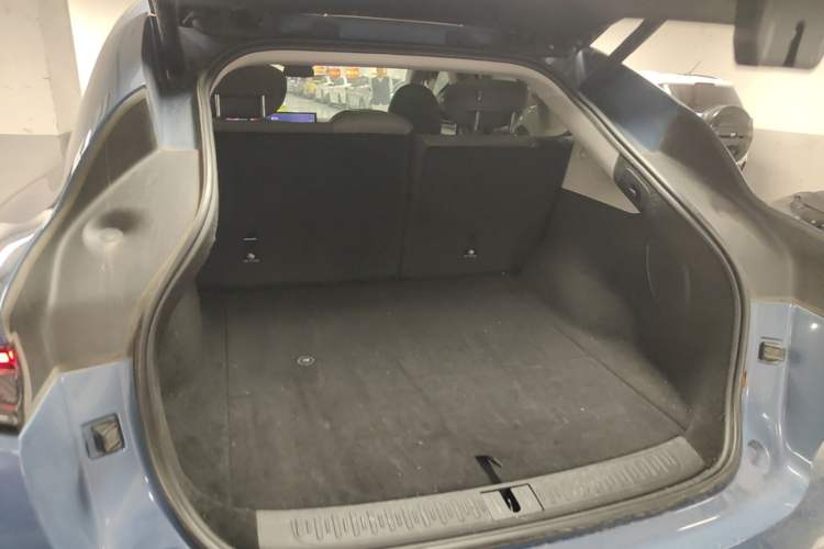 Used IM LS6 2025 Lingxi Intelligent Driving Edition Trunk