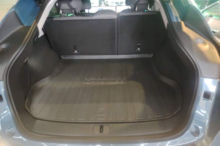 Used IM LS6 2025 Lingxi Intelligent Driving Edition Trunk