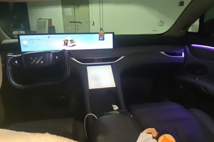 Used IM LS6 2025 Lingxi Intelligent Driving Edition Center Console