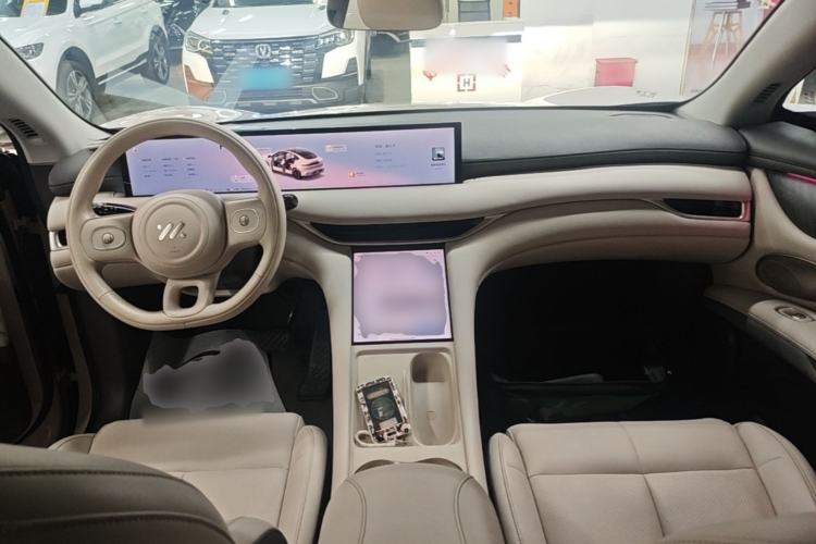 Used IM LS6 2025 Lingxi Intelligent Driving Edition Center Console