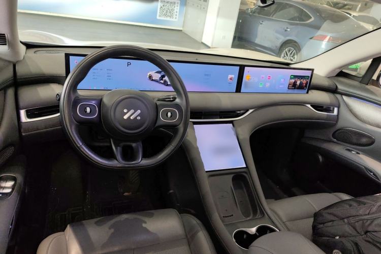 Used IM LS6 2025 Long-Range Lingxi Smart Enjoyment Edition Center Console