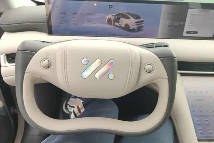 Used IM LS6 2025 Lingxi Intelligent Driving Edition Steering Wheel