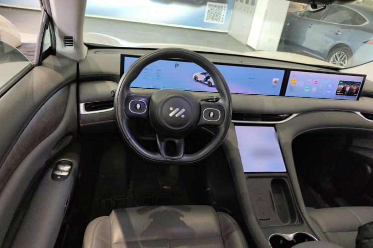 Used IM LS6 2025 Long-Range Lingxi Smart Enjoyment Edition Steering Wheel