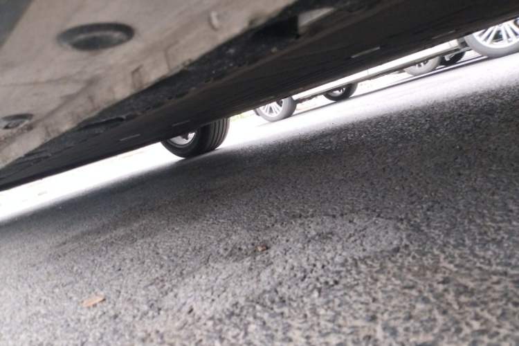 Used IM LS6 2025 Lingxi Intelligent Driving Edition Chassis Rear Left