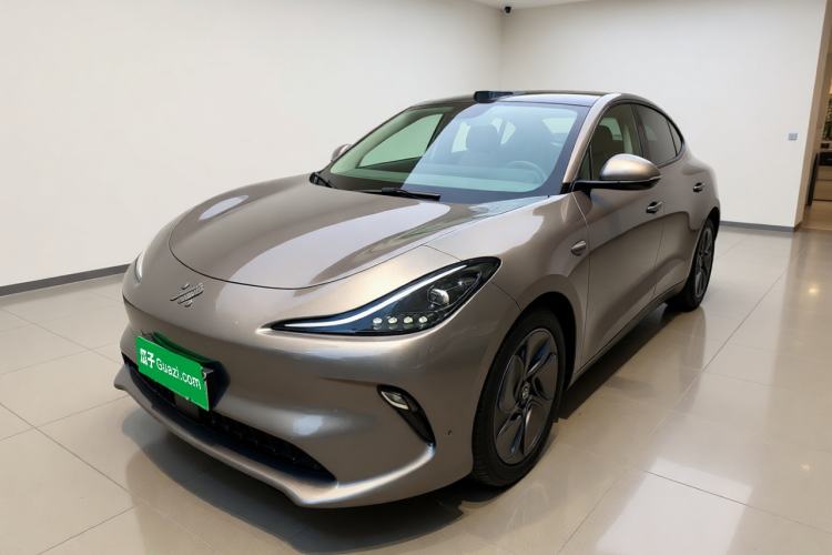 IM LS6 2025 Ultra-Powerful Lingxi Intelligent Enjoyment Edition