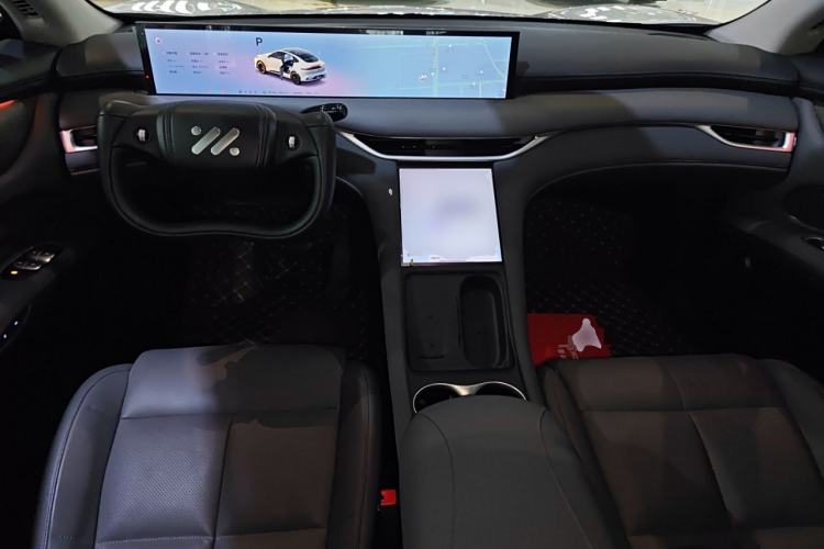 Used IM LS6 2025 Lingxi Intelligent Driving Edition Center Console