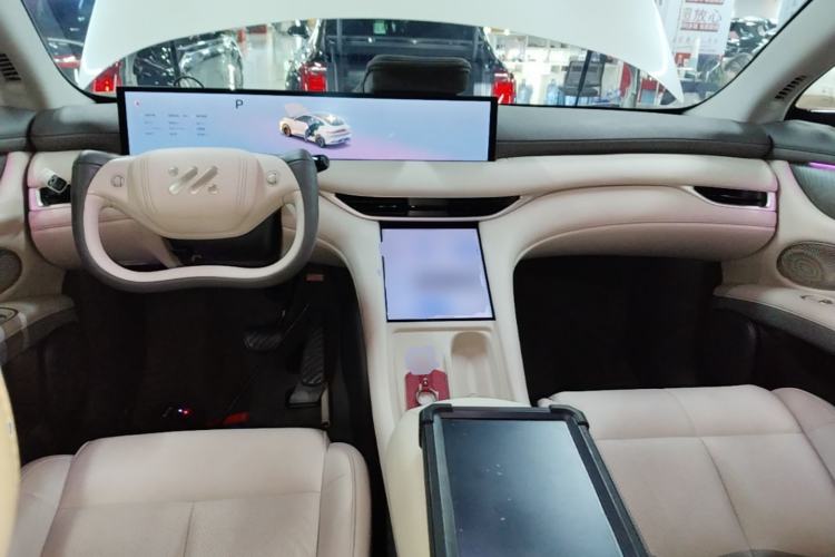 Used IM LS6 2025 Lingxi Intelligent Driving Edition Center Console