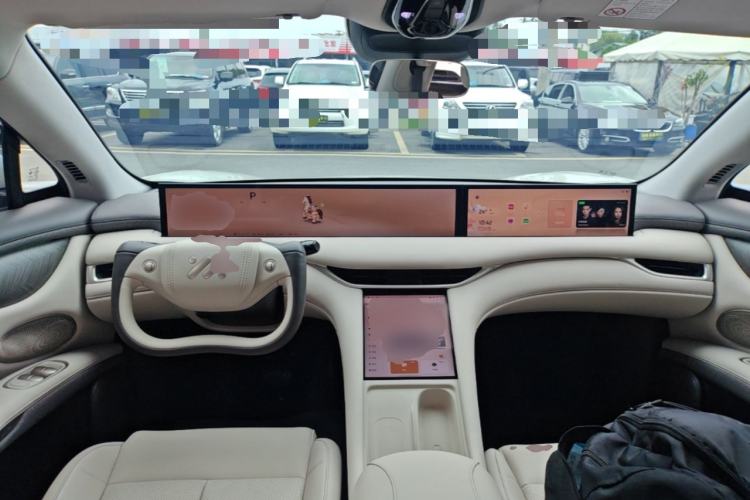 Used IM LS6 2025 Long-Range Lingxi Smart Enjoyment Edition Center Console