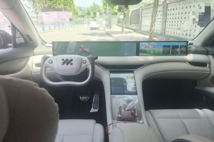Used IM LS6 2025 Ultra-Powerful Lingxi Intelligent Enjoyment Edition Center Console