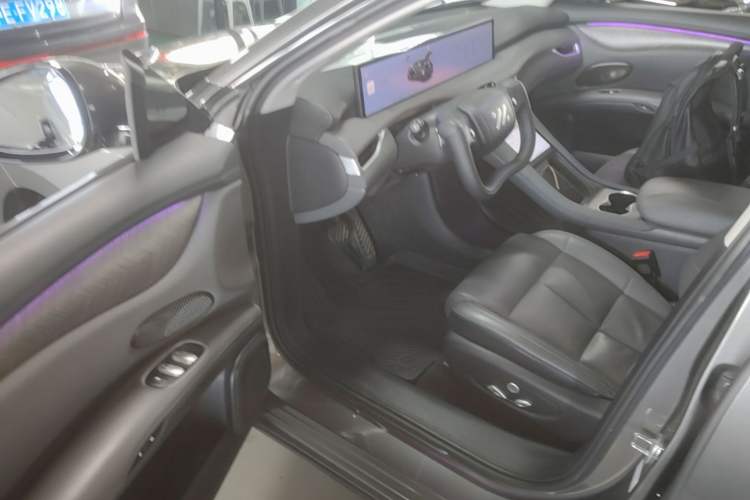 Used IM LS6 2025 Lingxi Intelligent Driving Edition Driver Seat