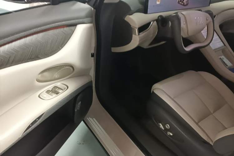 Used IM LS6 2025 Lingxi Intelligent Driving Edition Driver Seat