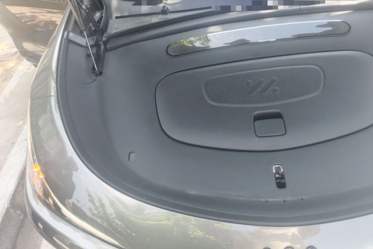 Used IM LS6 2025 Ultra-Powerful Lingxi Intelligent Enjoyment Edition Engine Bay Right