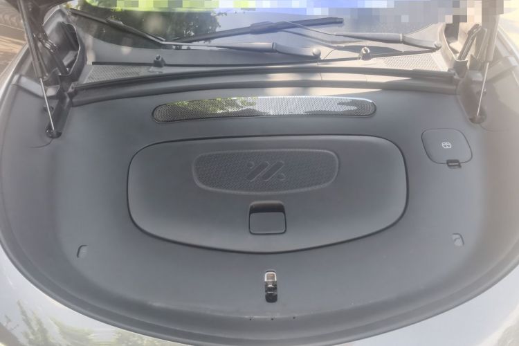 Used IM LS6 2025 Ultra-Powerful Lingxi Intelligent Enjoyment Edition Engine Bay