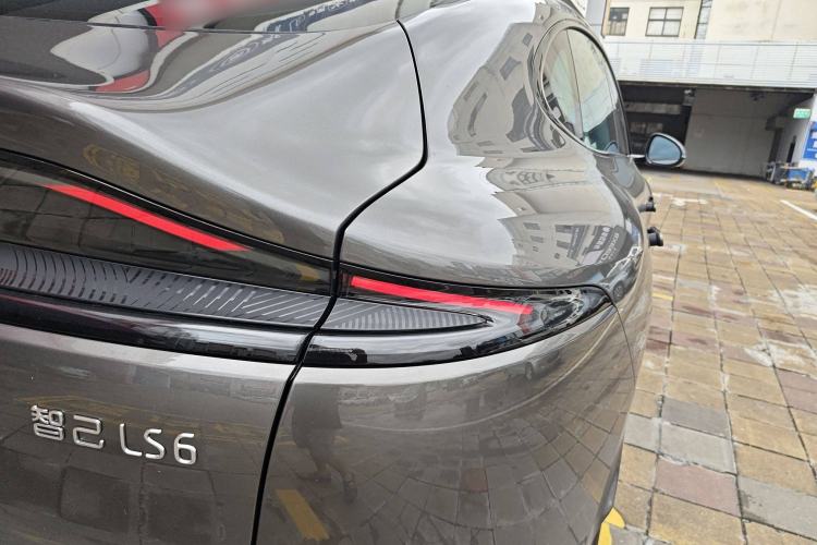 Used IM LS6 2025 Lingxi Intelligent Driving Edition Exterior 6
