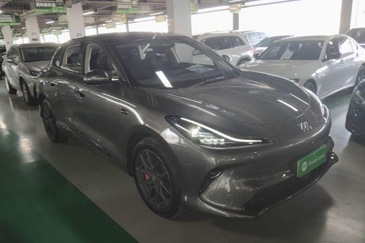 Used IM LS6 2025 Lingxi Intelligent Driving Edition Front Right 45 Deg