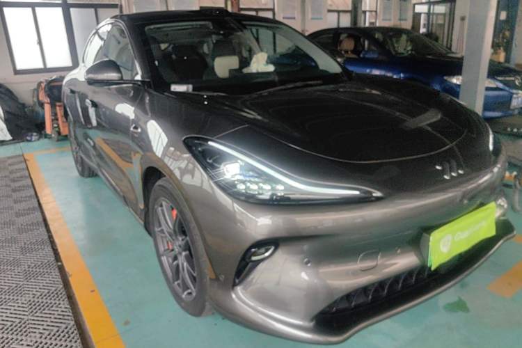 Used IM LS6 2025 Lingxi Intelligent Driving Edition Front Right 45 Deg