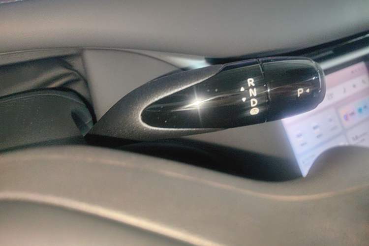 Used IM LS6 2025 Lingxi Intelligent Driving Edition Gear Lever
