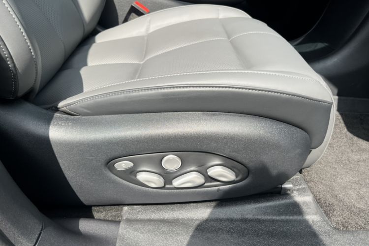 Used IM LS6 2025 Lingxi Intelligent Driving Edition Interior 11