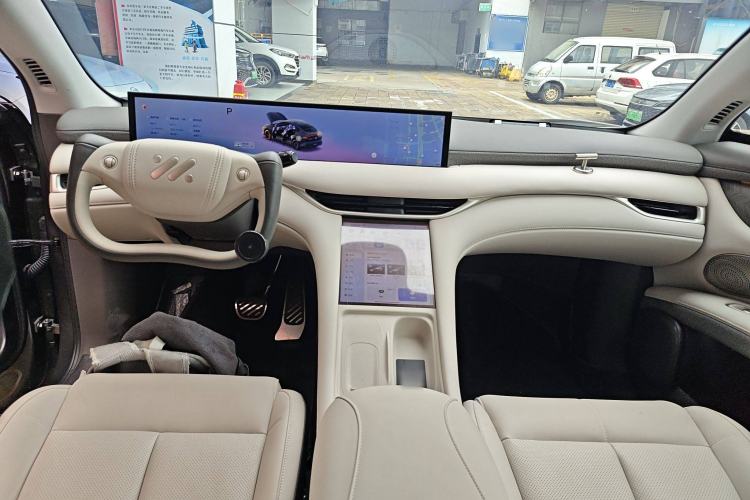 Used IM LS6 2025 Lingxi Intelligent Driving Edition Interior 2