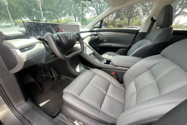Used IM LS6 2025 Lingxi Intelligent Driving Edition Interior 5