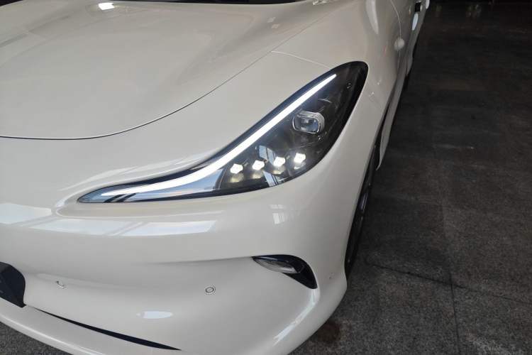 Used IM LS6 2025 Lingxi Intelligent Driving Edition Left Front Headlight