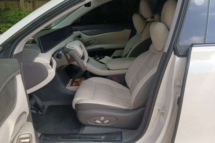 Used IM LS6 2025 Ultra-Powerful Lingxi Intelligent Enjoyment Edition Left Front Seat