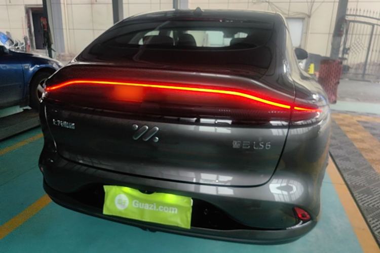 Used IM LS6 2025 Lingxi Intelligent Driving Edition Rear