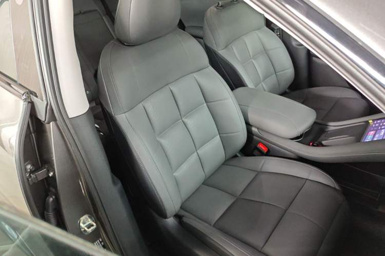 Used IM LS6 2025 Ultra-Powerful Lingxi Intelligent Enjoyment Edition Right Front Seat