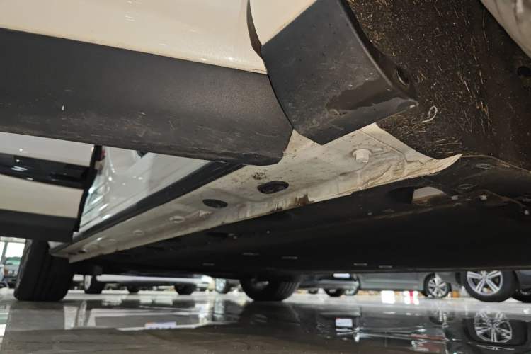 Used IM LS6 2025 Lingxi Intelligent Driving Edition Right Side Sill