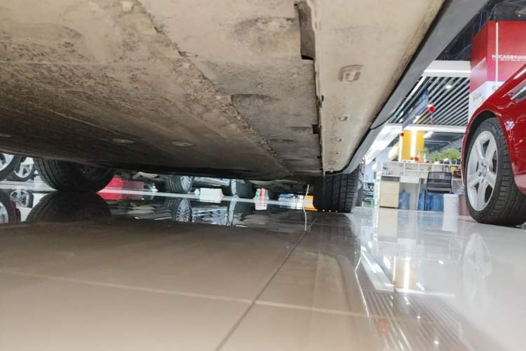 Used IM LS6 2025 Lingxi Intelligent Driving Edition Right Side Sill
