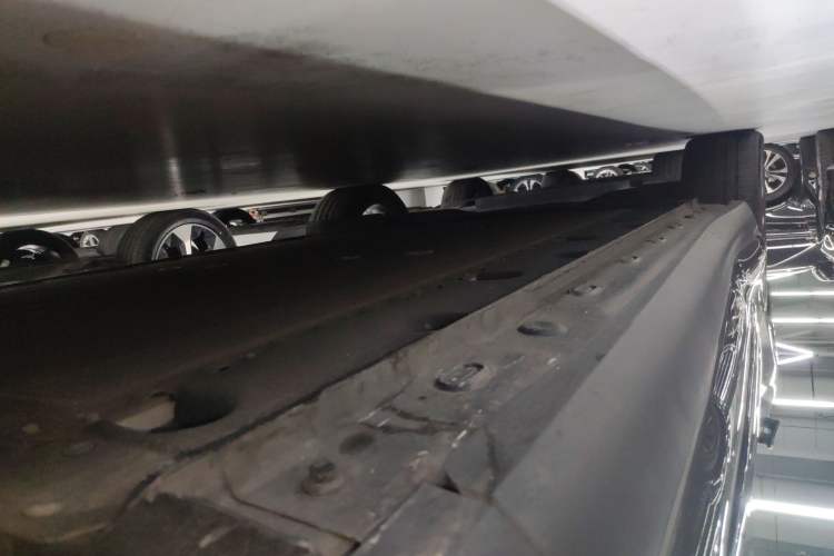 Used IM LS6 2025 Lingxi Intelligent Driving Edition Right Side Sill