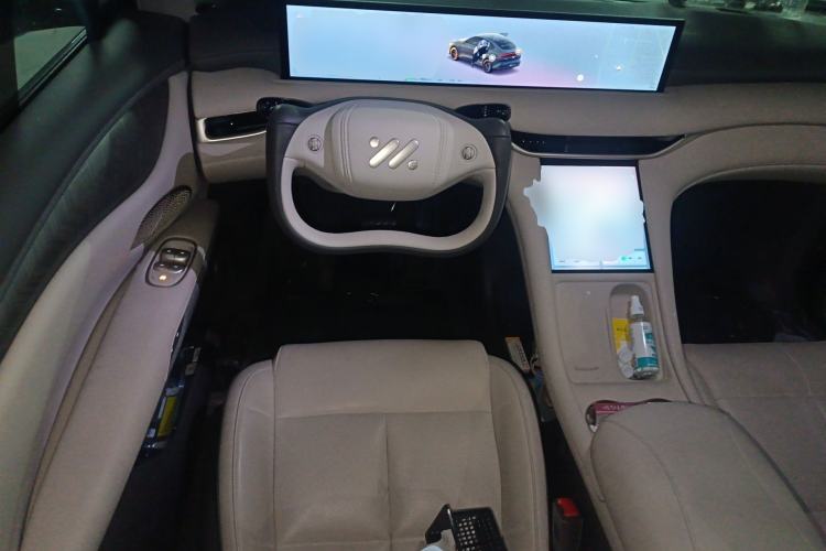 Used IM LS6 2025 Long-Range Lingxi Intelligent Driving Theater Edition Steering Wheel