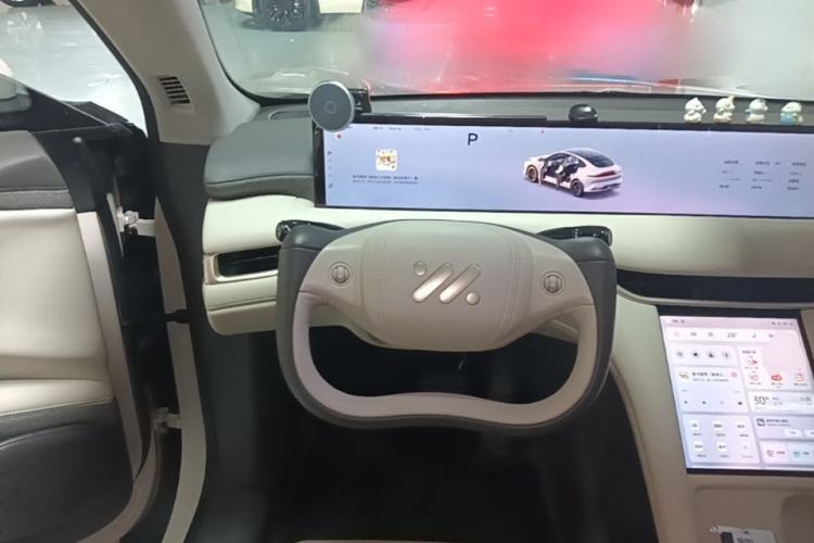 Used IM LS6 2025 Lingxi Intelligent Driving Edition Steering Wheel
