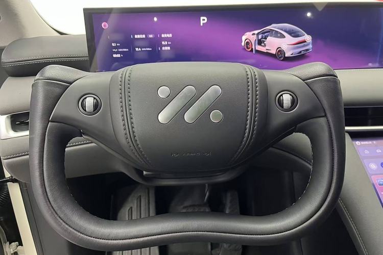 Used IM LS6 2025 Lingxi Intelligent Driving Edition Steering Wheel
