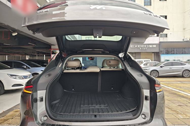 Used IM LS6 2025 Lingxi Intelligent Driving Edition Trunk