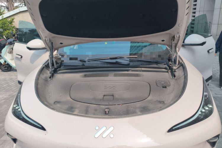 Used IM LS6 2025 Ultra-Powerful Lingxi Intelligent Enjoyment Edition Engine Bay
