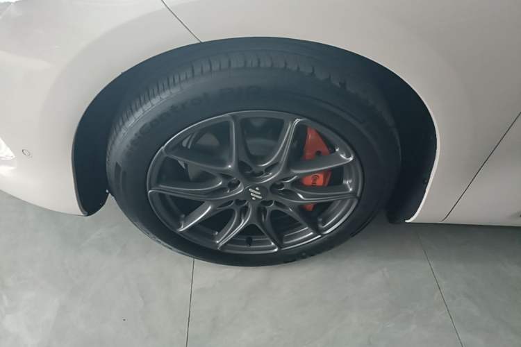 Used IM LS6 2025 Lingxi Intelligent Driving Edition Exterior 4