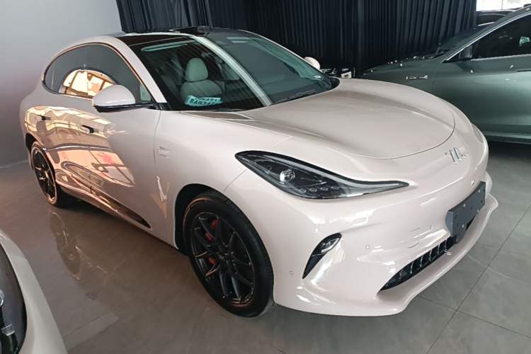 Used IM LS6 2025 Lingxi Intelligent Driving Edition Front Right 45 Deg