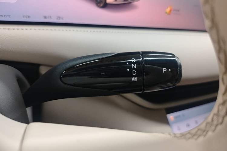 Used IM LS6 2025 Lingxi Intelligent Driving Edition Gear Lever