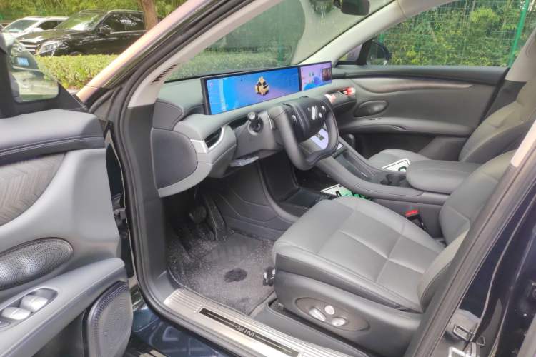 Used IM LS6 2025 Long-Range Lingxi Smart Enjoyment Edition Interior 2