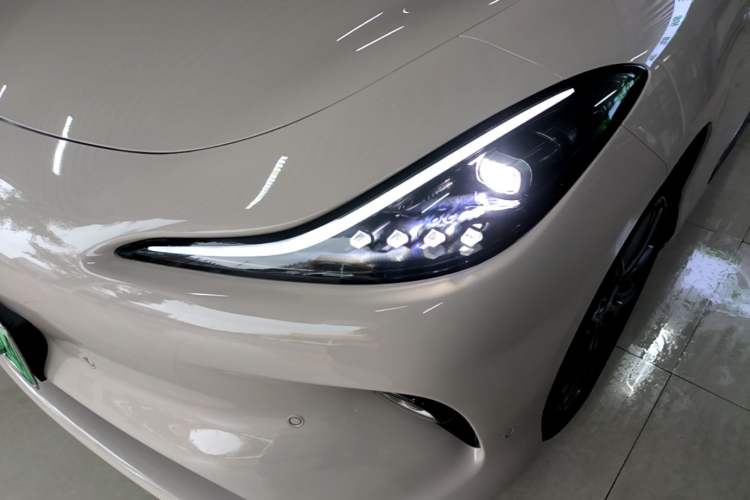 Used IM LS6 2025 Lingxi Intelligent Driving Edition Left Front Headlight