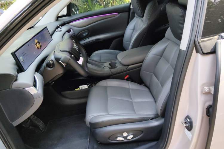 Used IM LS6 2025 Lingxi Intelligent Driving Edition Left Front Seat
