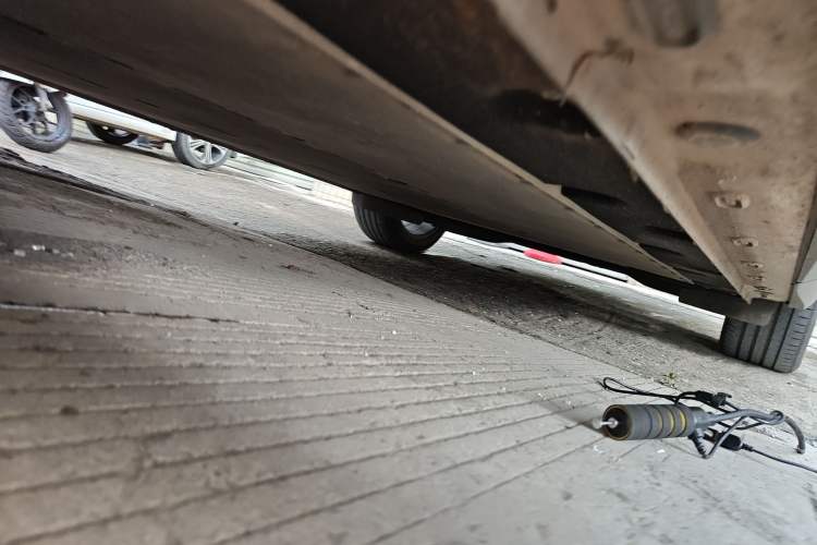 Used IM LS6 2025 Ultra-Long Range Lingxi Intelligent Driving Edition Chassis Front Left