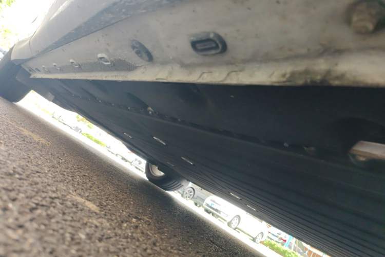 Used IM LS6 2025 Lingxi Intelligent Driving Edition Chassis Front Right