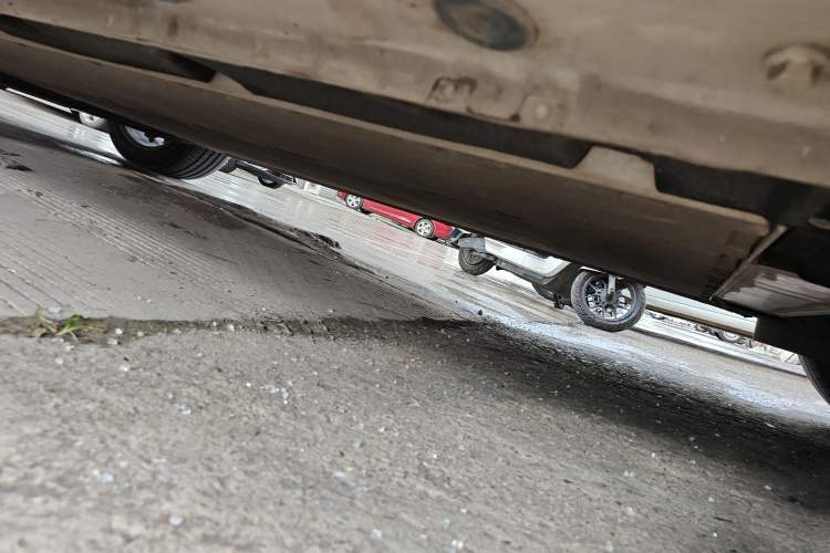 Used IM LS6 2025 Ultra-Long Range Lingxi Intelligent Driving Edition Chassis Rear Left