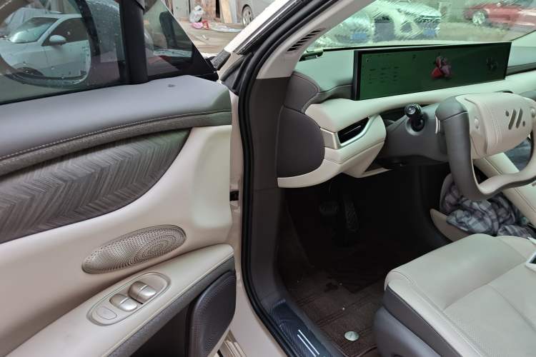 Used IM LS6 2025 Ultra-Long Range Lingxi Intelligent Driving Edition Driver Seat