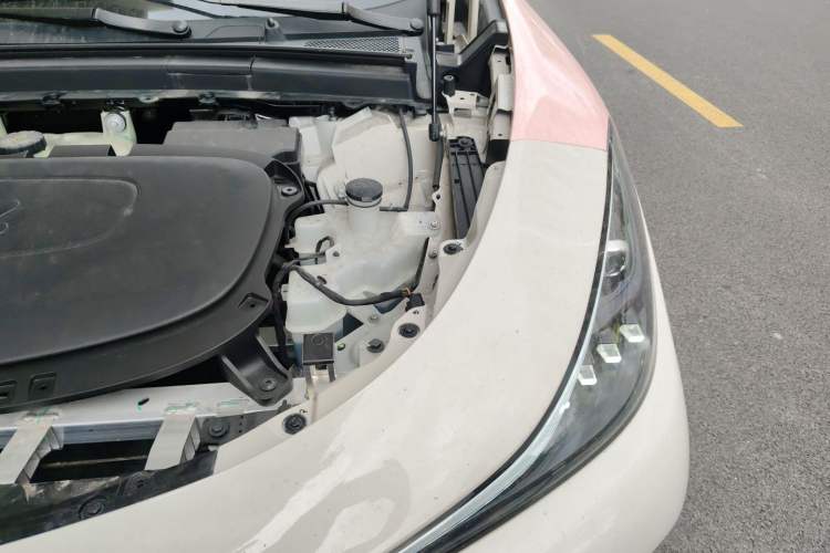 Used IM LS6 2025 Lingxi Intelligent Driving Edition Engine Bay Left